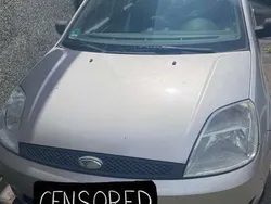 Silber Gebraucht 2005 Ford Fiesta Kleinwagen | 500 € (Guter Preis)