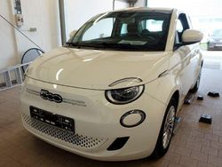 Weiß Gebraucht 2023 Fiat 500e Kleinwagen | 21.899 € (Fairer Preis)