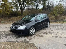 Schwarz Gebraucht 2005 VW Golf V Highline Limousine | 2.599 € (Fairer Preis)
