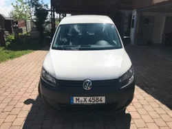 Weiß Gebraucht 2013 VW Caddy Van / Kleinbus | 9.000 € (Etwas zu teuer)