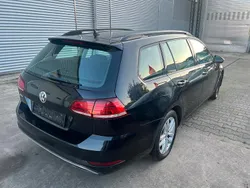Schwarz Gebraucht 2019 VW Golf VII Kombi | 7.850 € (Superpreis)