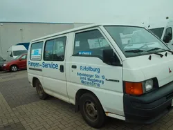Weiß Gebraucht 1991 Mitsubishi L300 Van / Kleinbus | 2.800 €
