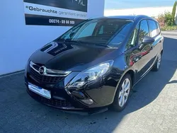 Schwarz Gebraucht 2015 Opel Zafira Tourer Edition Van / Kleinbus | 9.740 € (Fairer Preis)