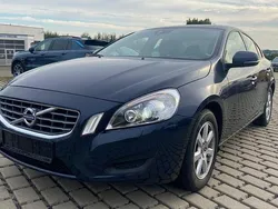 Blau Gebraucht 2012 Volvo S60 Kinetic Limousine | 7.700 € (Fairer Preis)