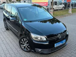 Schwarz Gebraucht 2015 VW Touran Highline Van / Kleinbus | 11.200 € (Guter Preis)