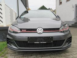Grau Gebraucht 2019 VW Golf VII GTI Limousine | 22.900 € (Fairer Preis)