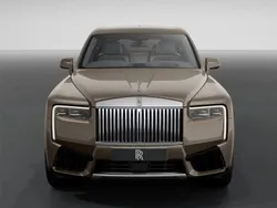 Braun Neu 2025 Rolls Royce Cullinan SUV | 477.990 €