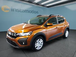 Orange Gebraucht 2025 Dacia Sandero Stepway Kleinwagen | 19.049 € (Fairer Preis)