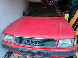 Rot Gebraucht 1994 Audi 80 Limousine | 1.489 €