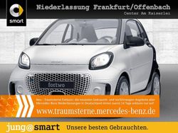 Weiß Gebraucht 2021 Smart ForTwo Electric Drive Coupé | 10.690 € (Fairer Preis)