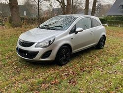 Silber Gebraucht 2014 Opel Corsa Energy Kleinwagen | 3.200 € (Guter Preis)