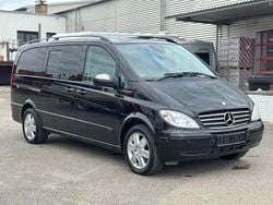 Schwarz Gebraucht 2010 Mercedes Viano Van / Kleinbus | 12.449 € (Fairer Preis)