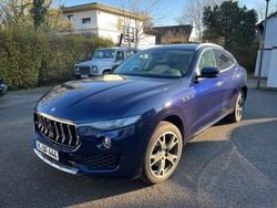 Blau Gebraucht 2018 Maserati Levante SUV | 29.990 € (Superpreis)