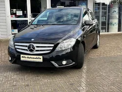 Schwarz Gebraucht 2011 Mercedes B180 Van / Kleinbus | 8.990 € (Fairer Preis)
