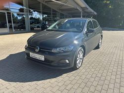 Uranograu/cinza urano Gebraucht 2021 VW Polo Comfortline Limousine | 15.990 € (Fairer Preis)