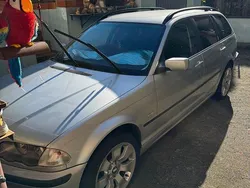 Silber Gebraucht 2000 BMW 330 Sport Line Kombi | 3.800 € (Etwas zu teuer)