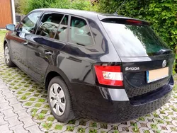 Schwarz Gebraucht 2017 Skoda Fabia Active Kleinwagen | 7.700 € (Fairer Preis)