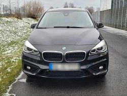 Schwarz Gebraucht 2016 BMW 220 Kombi | 9.000 € (Guter Preis)
