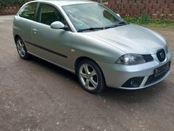 Silber Gebraucht 2007 Seat Ibiza Sport Limousine | 2.900 € (Fairer Preis)