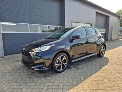 Mysticschwarz metallic Neu 2025 Toyota Yaris Kleinwagen | 26.890 € (Fairer Preis)
