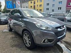Grau Gebraucht 2012 Hyundai ix35 Style SUV | 8.500 € (Guter Preis)