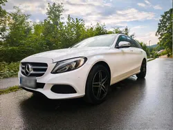 Weiß Gebraucht 2016 Mercedes C180 AMG line Kombi | 14.450 € (Etwas zu teuer)