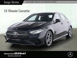 Lack kosmosschwarz Gebraucht 2024 Mercedes A200 AMG Limousine | 34.990 € (Teuer)