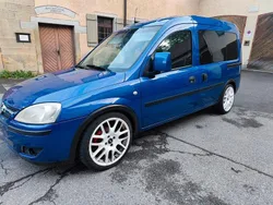 Blau Gebraucht 2007 Opel Combo Sport Van / Kleinbus | 2.500 € (Fairer Preis)