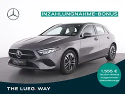 Metalliclack mountaingrau Gebraucht 2024 Mercedes A200 Progressive Limousine | 30.835 € (Fairer Preis)