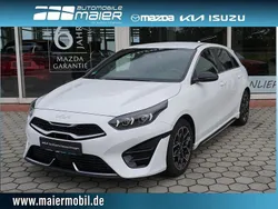 Weiß (hw2) deluxeweiss met. metallic Gebraucht 2022 Kia Ceed GT-Line Limousine | 22.990 € (Fairer Preis)