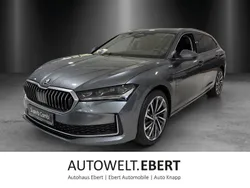 Grau Neu 2024 Skoda Superb LAURIN & KLEMENT Kombi | 57.690 € (Teuer)