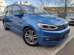 Blau Gebraucht 2017 VW Touran Sound Van / Kleinbus | 19.100 € (Guter Preis)
