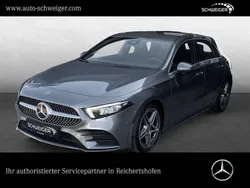 Grau Gebraucht 2019 Mercedes A180 AMG line Limousine | 21.900 € (Guter Preis)