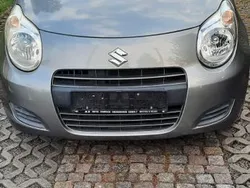 Grau Gebraucht 2012 Suzuki Alto Basic Kleinwagen | 3.500 € (Etwas zu teuer)