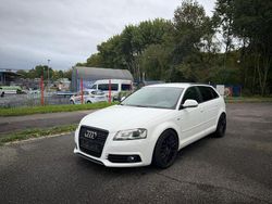 Weiß Gebraucht 2009 Audi A3 S-Line Limousine | 5.990 € (Fairer Preis)