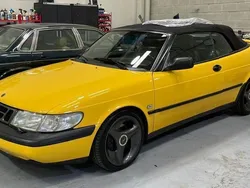 Gelb Gebraucht 1997 Saab 900 Kleinwagen | 10.500 €