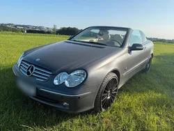 Grau Gebraucht 2006 Mercedes CLK500 Cabrio | 9.999 €