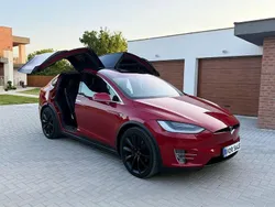 Rot Gebraucht 2019 Tesla Model X Performance SUV | 43.900 € (Guter Preis)