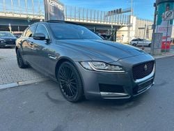 Grau Gebraucht 2015 Jaguar XF Portfolio Limousine | 12.400 € (Superpreis)