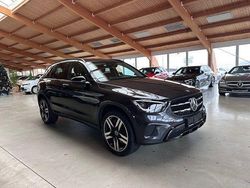 Grau Gebraucht 2021 Mercedes GLC300e Night SUV | 36.450 € (Fairer Preis)