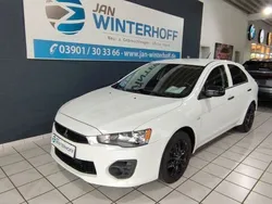 Weiß Gebraucht 2017 Mitsubishi Lancer Sportback Basis Limousine | 8.999 €