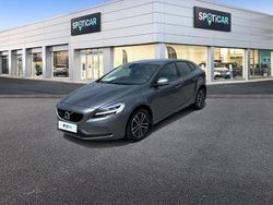 Gebraucht 2018 Volvo V40 Momentum Kombi | 16.900 € (Guter Preis)