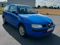 Blau Gebraucht 2000 Seat Ibiza Kleinwagen | 980 € (Fairer Preis)