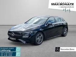 Schwarz Gebraucht 2024 Mercedes A200 AMG Limousine | 31.900 € (Fairer Preis)