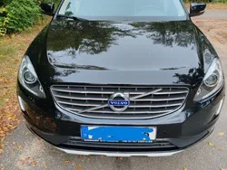 Schwarz Gebraucht 2016 Volvo XC60 Summum SUV | 15.500 € (Guter Preis)