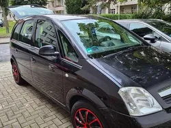 Schwarz Gebraucht 2008 Opel Meriva Van / Kleinbus | 3.500 € (Etwas zu teuer)