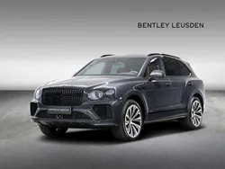 Grau Gebraucht 2024 Bentley Bentayga SUV | 241.395 € (Superpreis)