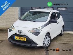 Weiß Gebraucht 2020 Toyota Aygo Kleinwagen | 4.450 € (Fairer Preis)