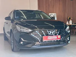 Schwarz Gebraucht 2022 Hyundai i30 Edition 30+ Kombi | 20.970 € (Fairer Preis)