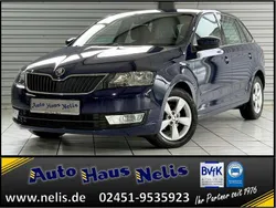 Blau Gebraucht 2015 Skoda Rapid Ambition Kombi | 7.990 € (Etwas zu teuer)
